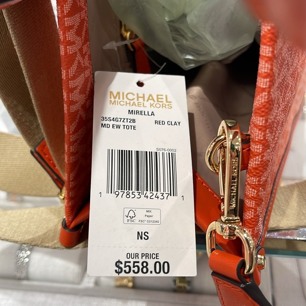 Michael Kors Mirella Medium Ombré Logo Tote Shoulder Bag
Red Clay
NWT - Picture 7 of 16